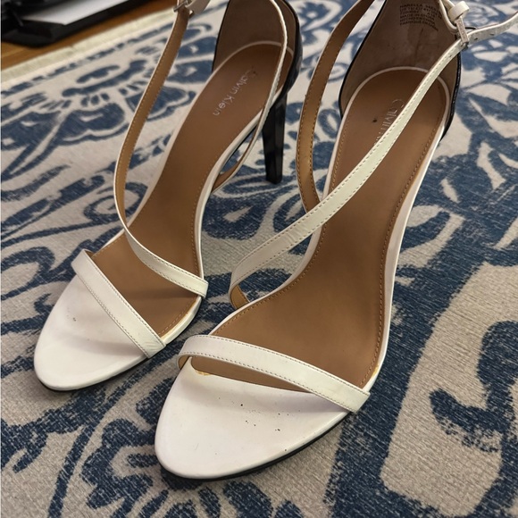 Calvin Klein heels- size 11 - Picture 2 of 5
